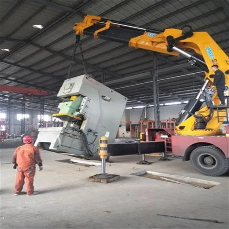 阳谷80吨折臂吊车出租附近电话